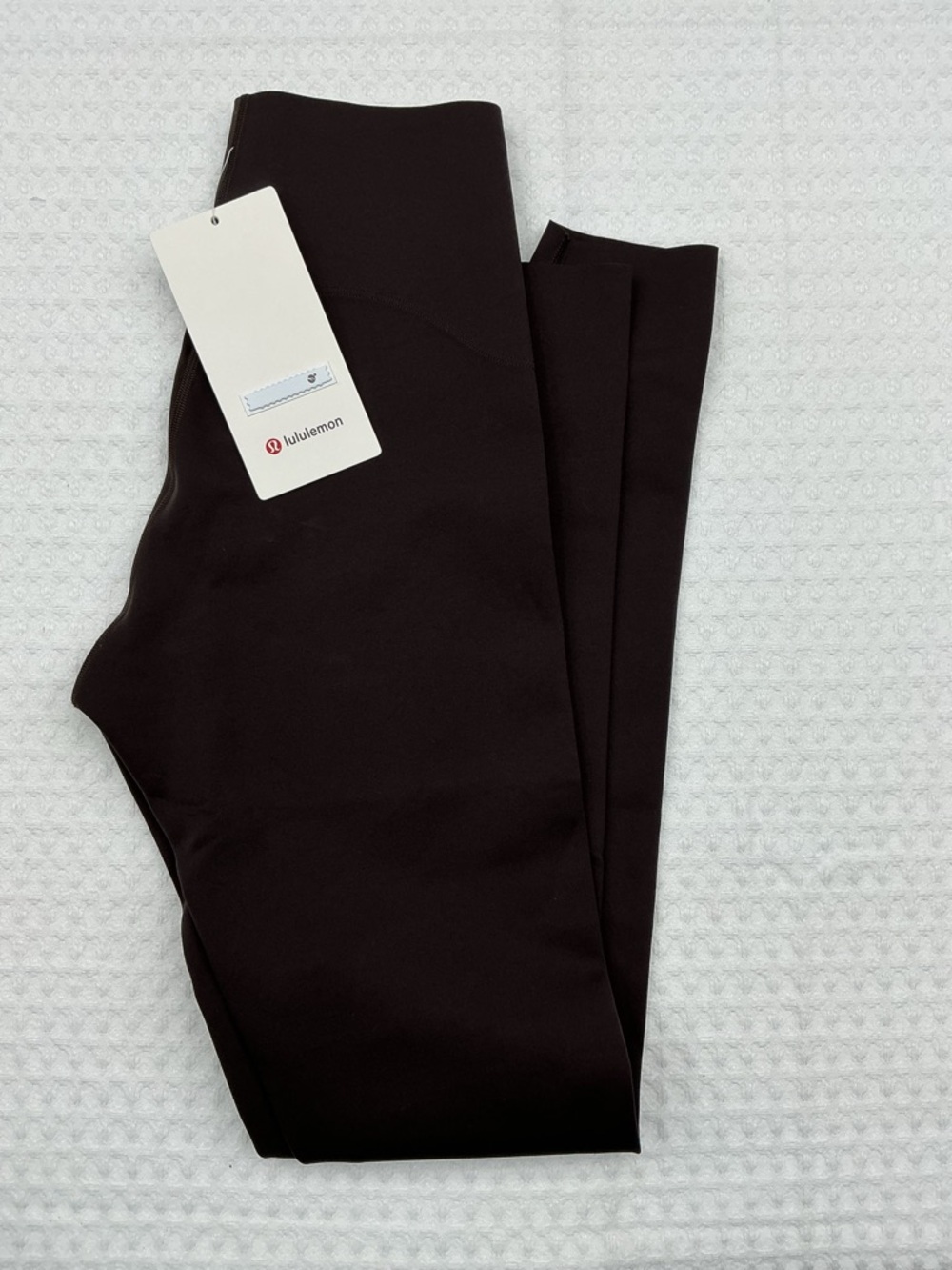 lululemon glow up shr tight 28” brown
